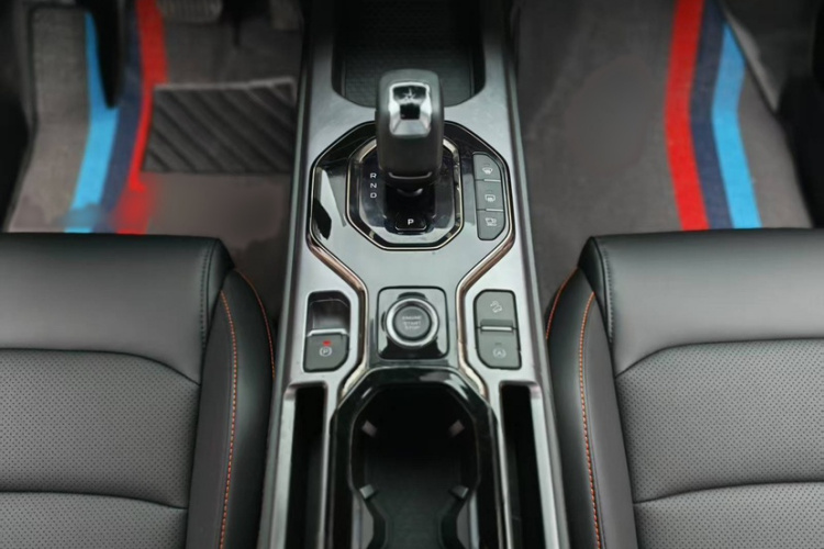 GEELY Cowboy 2025 car image #20