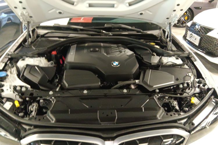 BMW 3 Series 2023 car image #20