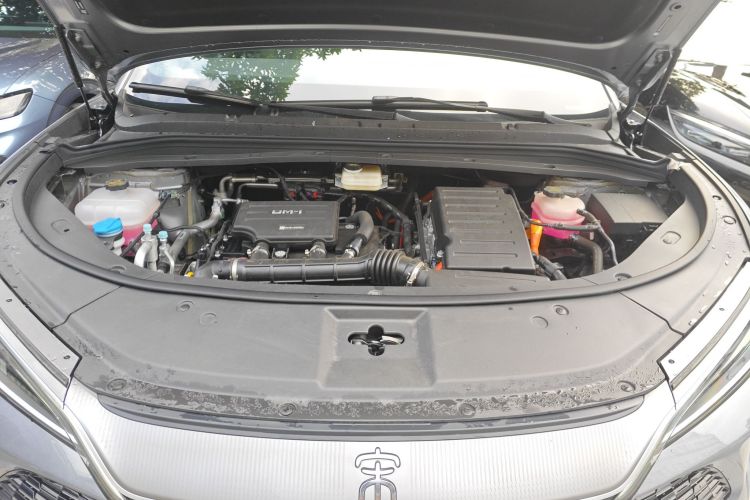 BYD SongL DM-i 2025 car image #20