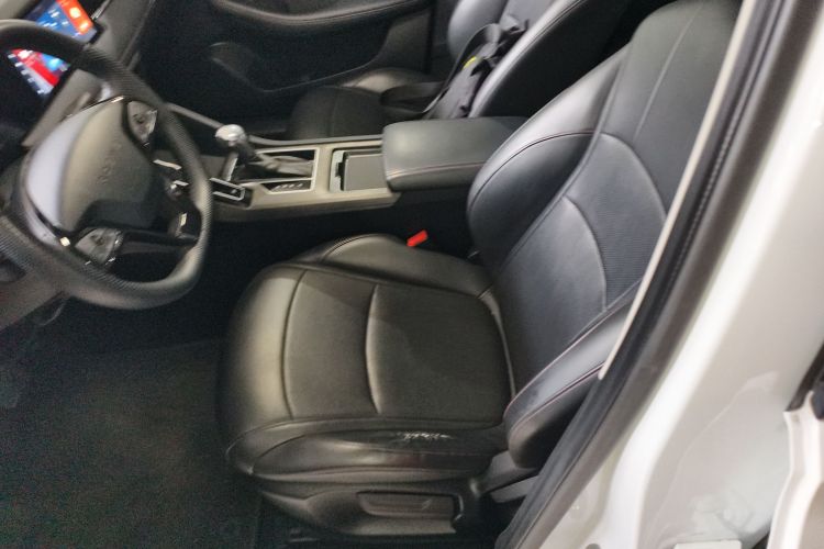 Roewe i5 2023 car image #20