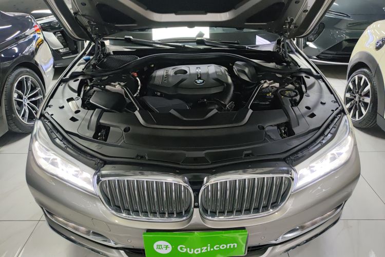 BMW 7 Series 2019 #20 BMW 7 Series 2019 car image #20