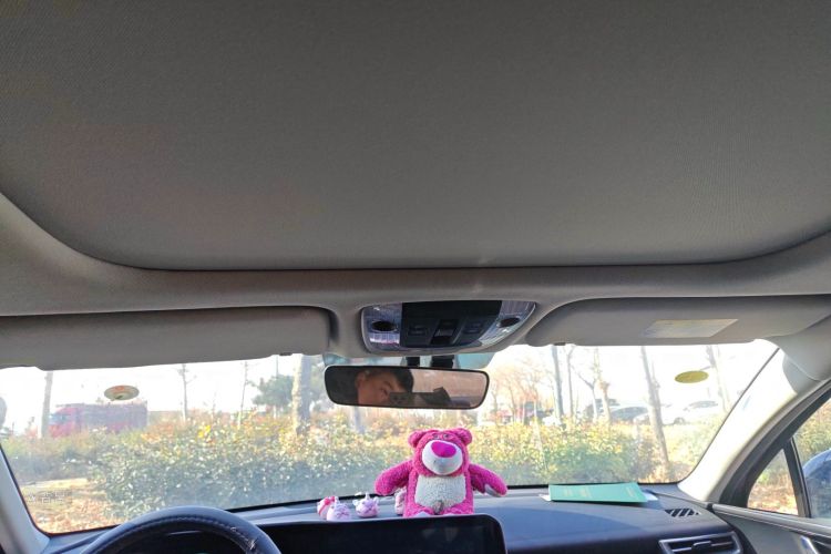 Kia K5 2021 car image #20