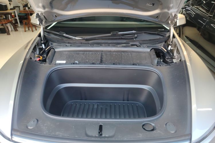 特斯拉 Model Y L 2025 汽车图片 #20