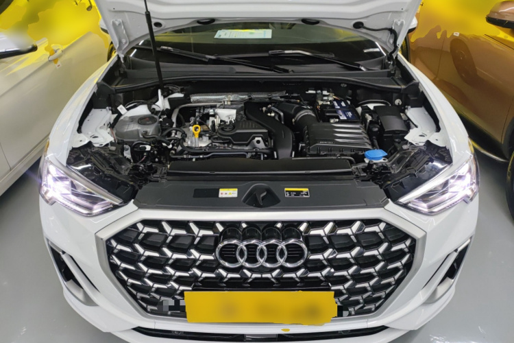 Audi Q3 2024 #20 Audi Q3 2024 car image #20