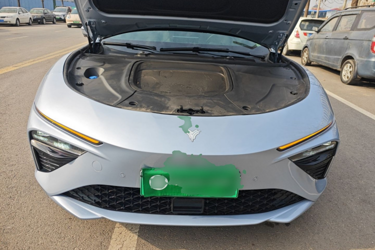 哪吒汽车 哪吒S猎装 2025 汽车图片 #20