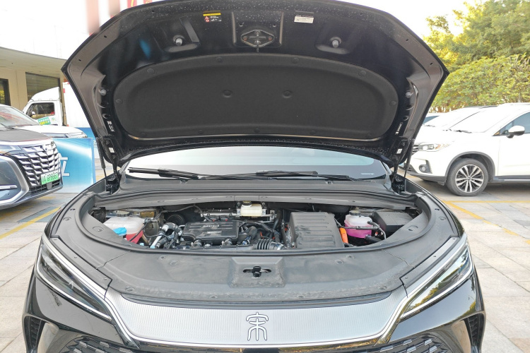 BYD SongL DM-i 2025 car image #20