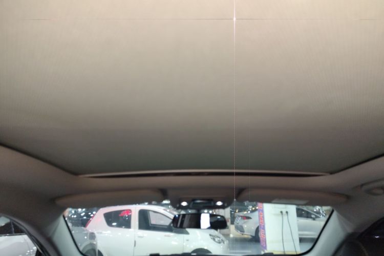 BYD Yuan New Energy 2020 immagine di auto #20