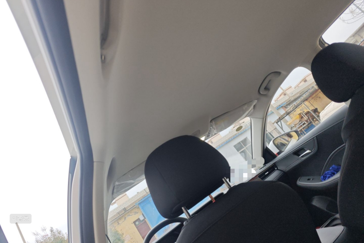 Roewe i5 2025 car image #20