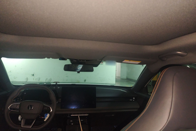 长安 长安UNI-V 2025 汽车图片 #20