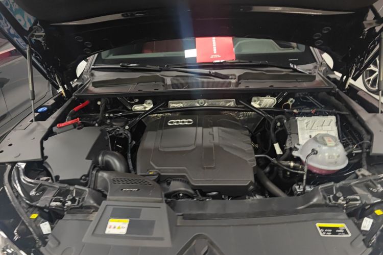 Audi Q5L 2025 #20 Audi Q5L 2025 car image #20