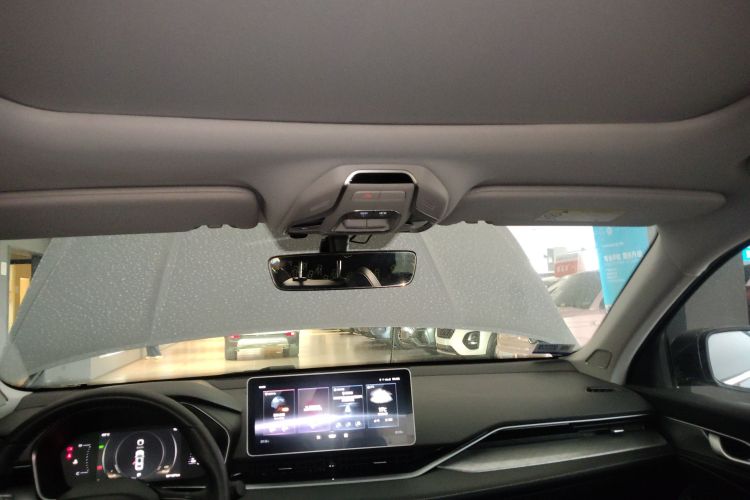 Preface 2022 #20 Preface 2022 immagine di auto #20