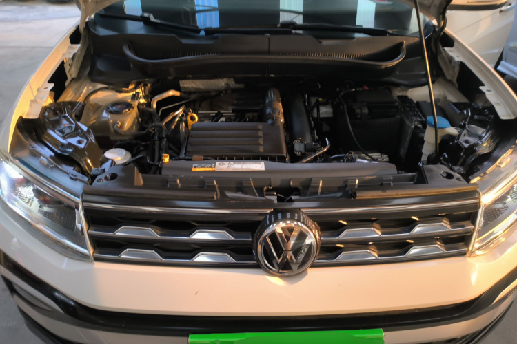 Volkswagen T-Cross 2019 car image #20