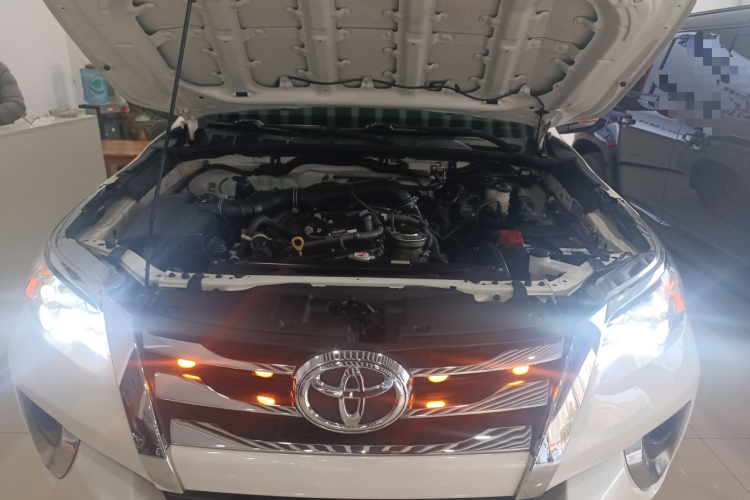 Toyota Fortuner 2019 #20 Toyota Fortuner 2019 car image #20