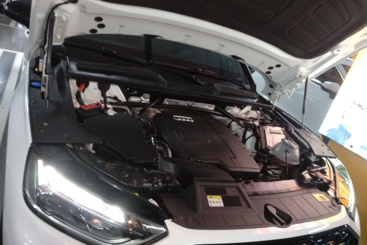 Audi Q5L Sportback 2024 #20 Audi Q5L Sportback 2024 car image #20