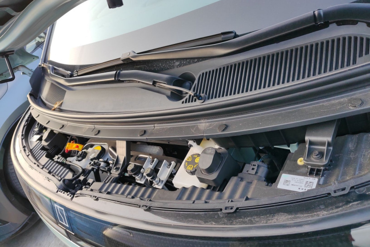 极氪 极氪MIX 2024 汽车图片 #20