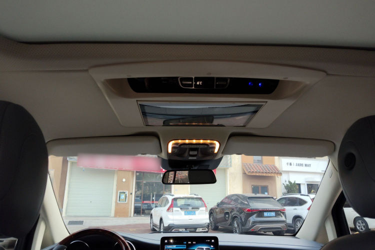 Mercedes-Benz V Class 2020 car image #20