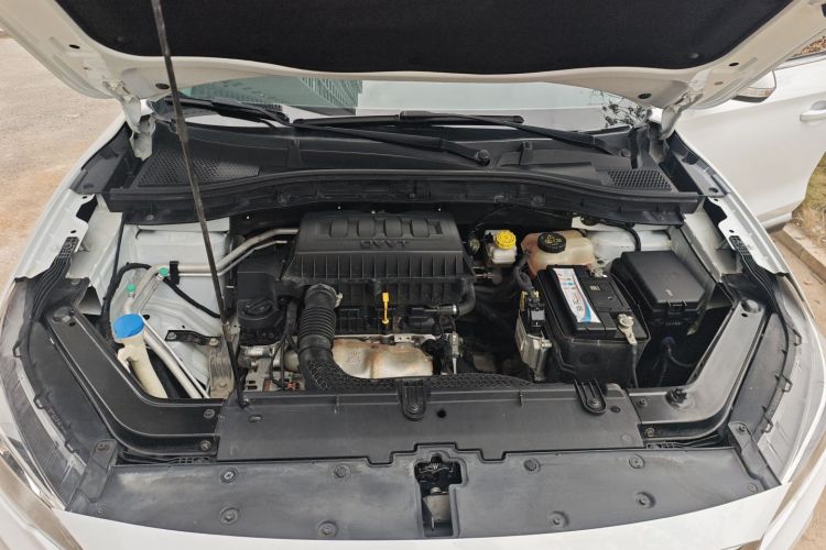 MG ZS 2018 изображение автомобиля #20