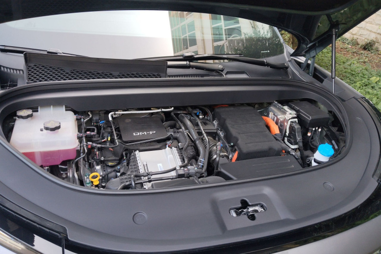 BYD Tang L 2025 car image #20