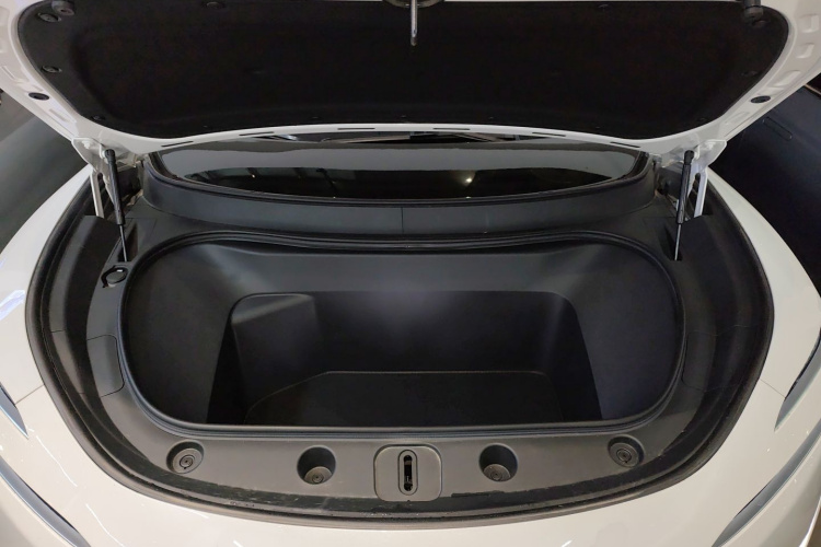 Avatr 11 2024 car image #20