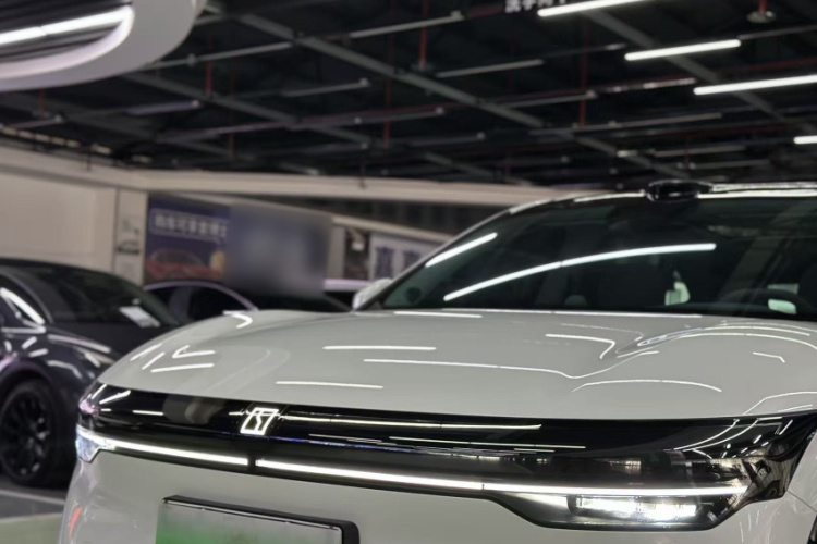 Zeekr 7X 2025 car image #20