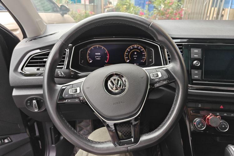 T-Roc 2020 car image #20
