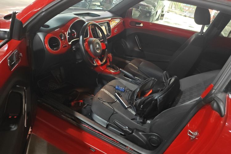 Volkswagen Beetle 2018 immagine di auto #20