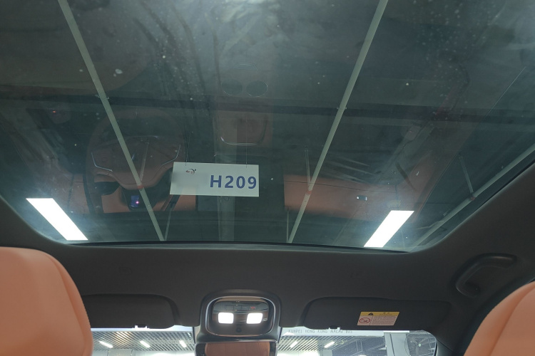 Deepal S07 2023 #20 Deepal S07 2023 car image #20