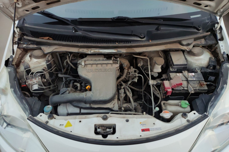 Suzuki 2014 car image #20