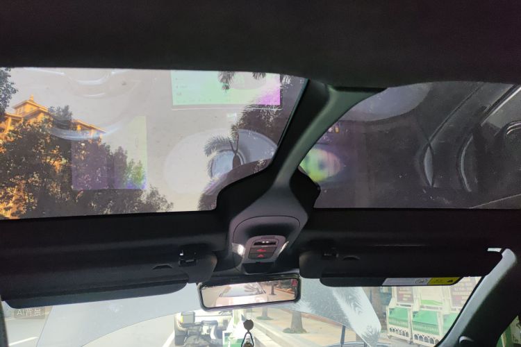 Avatr 11 2023 car image #20