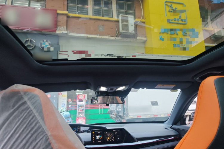 Changan UNI-V 2025 #20 Changan UNI-V 2025 car image #20