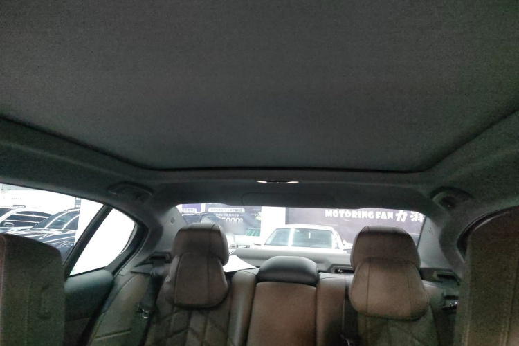 BMW i5 2024 car image #20