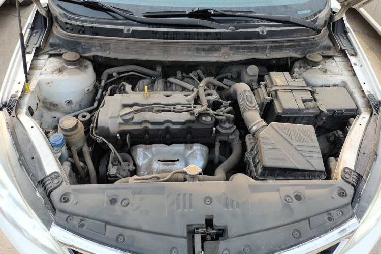 Changan Alsvin V7 2016 car image #20