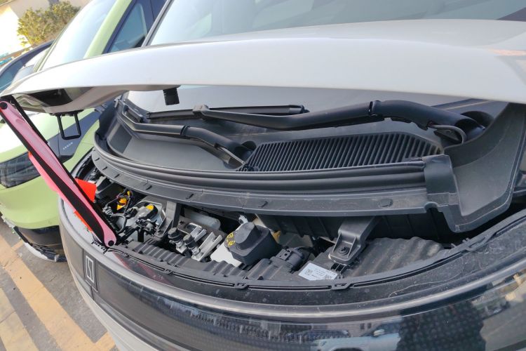 极氪 极氪MIX 2024 汽车图片 #20