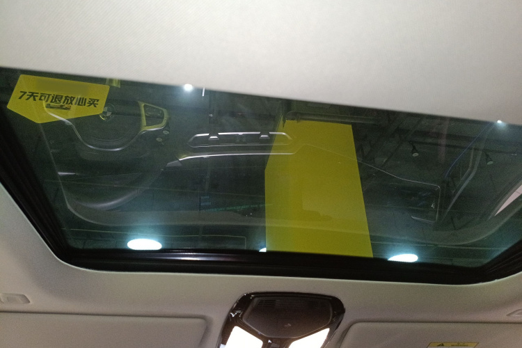 BMW i4 2025 car image #20