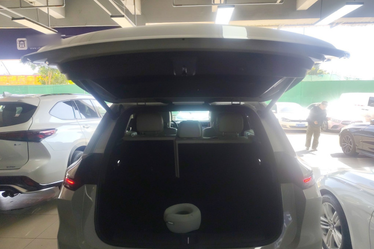 Li L6 2024 car image #20