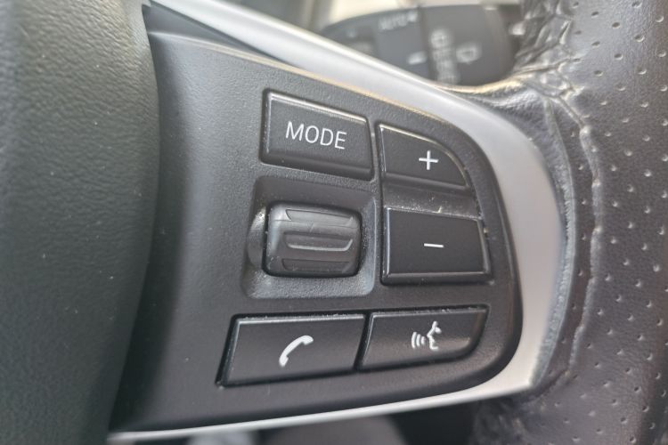 BMW 2 Series Tourer 2016 imagem de carro #20