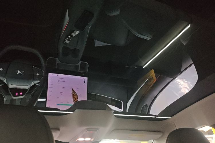 Xpeng MONA M03 2025 imagem de carro #20