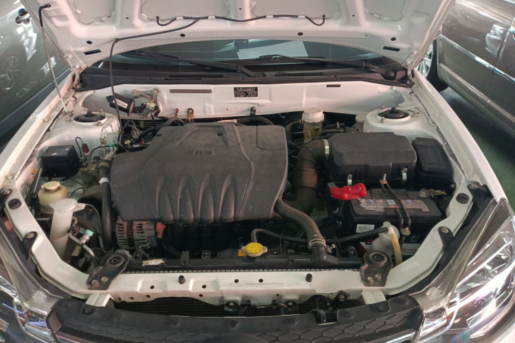 Soueast V3 Lingyue 2019 car image #20