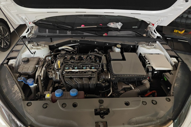 Changan EadoPHEV 2025 imagem de carro #20