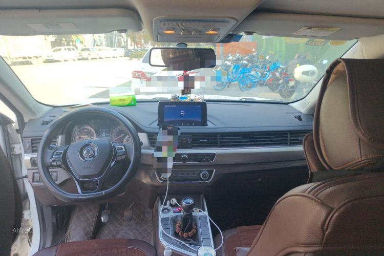 Forthing JOYEAR X5 2017 car image #20