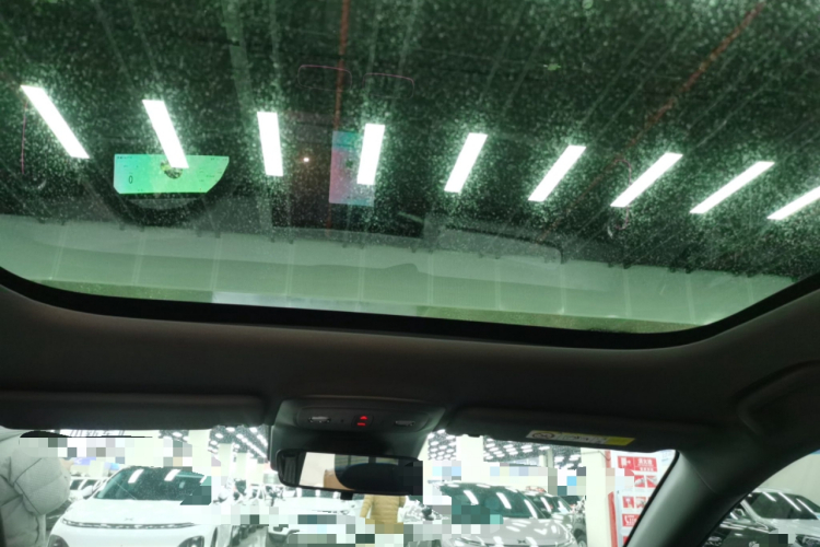 零跑汽车 零跑Lafa5 2025 汽车图片 #20