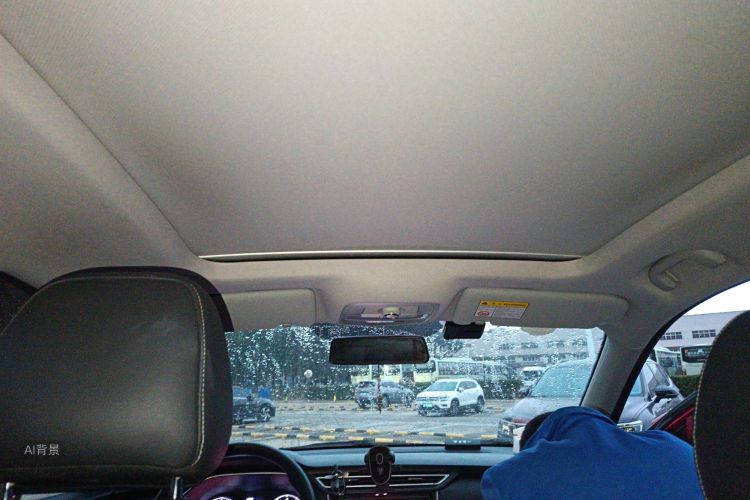 Roewe RX3 2018 изображение автомобиля #20