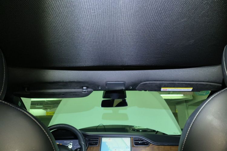 Tesla Model S 2020 car image #20