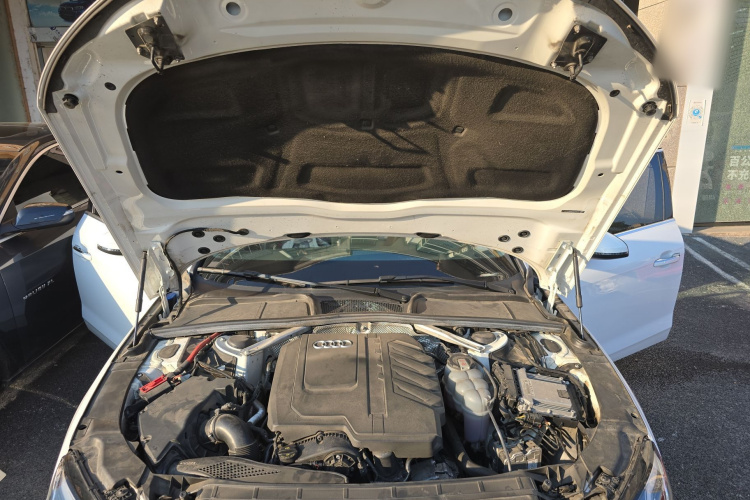 Audi A4L 2023 car image #20