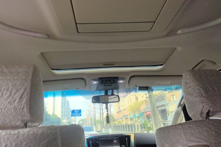 Toyota Alphard 2018 #20 Toyota Alphard 2018 car image #20