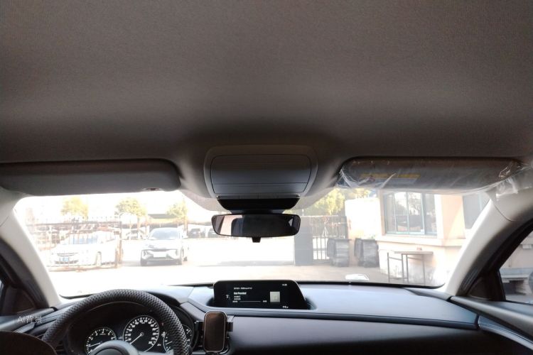 Mazda CX-30 2025 изображение автомобиля #20