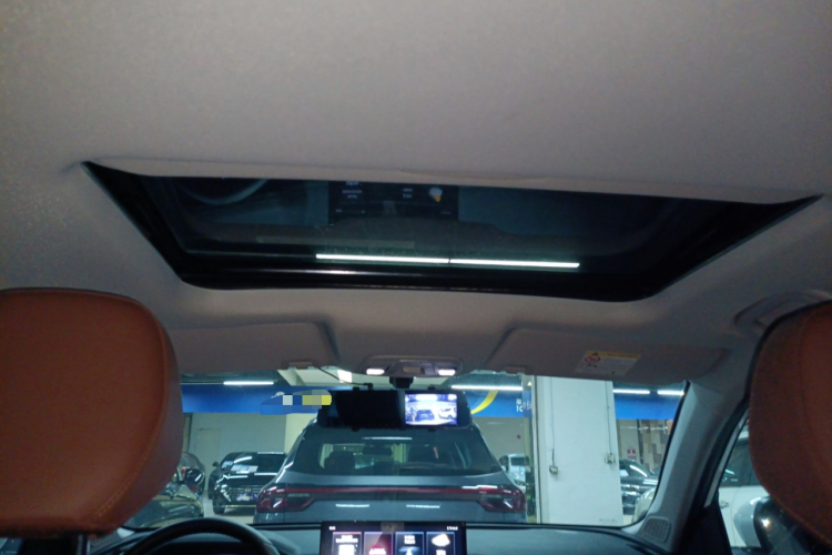 GEELY Vision X6 2022 immagine di auto #20