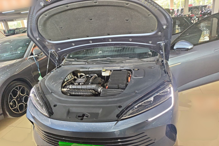 BYD Seal 07 DM-i 2025 car image #20