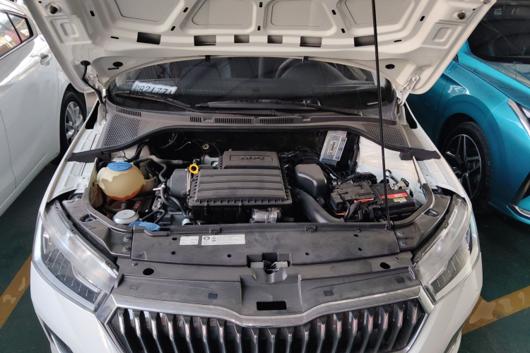 Skoda Rapid 2021 изображение автомобиля #20