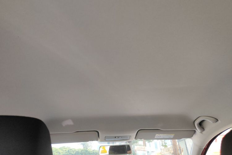 Skoda Rapid Spaceback 2018 car image #20